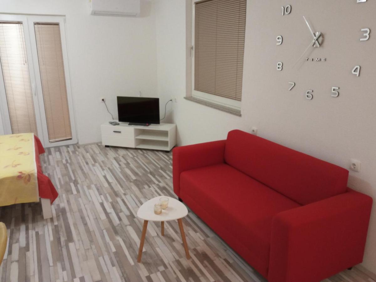 Studio Apartman Matkovic Imotski Ngoại thất bức ảnh