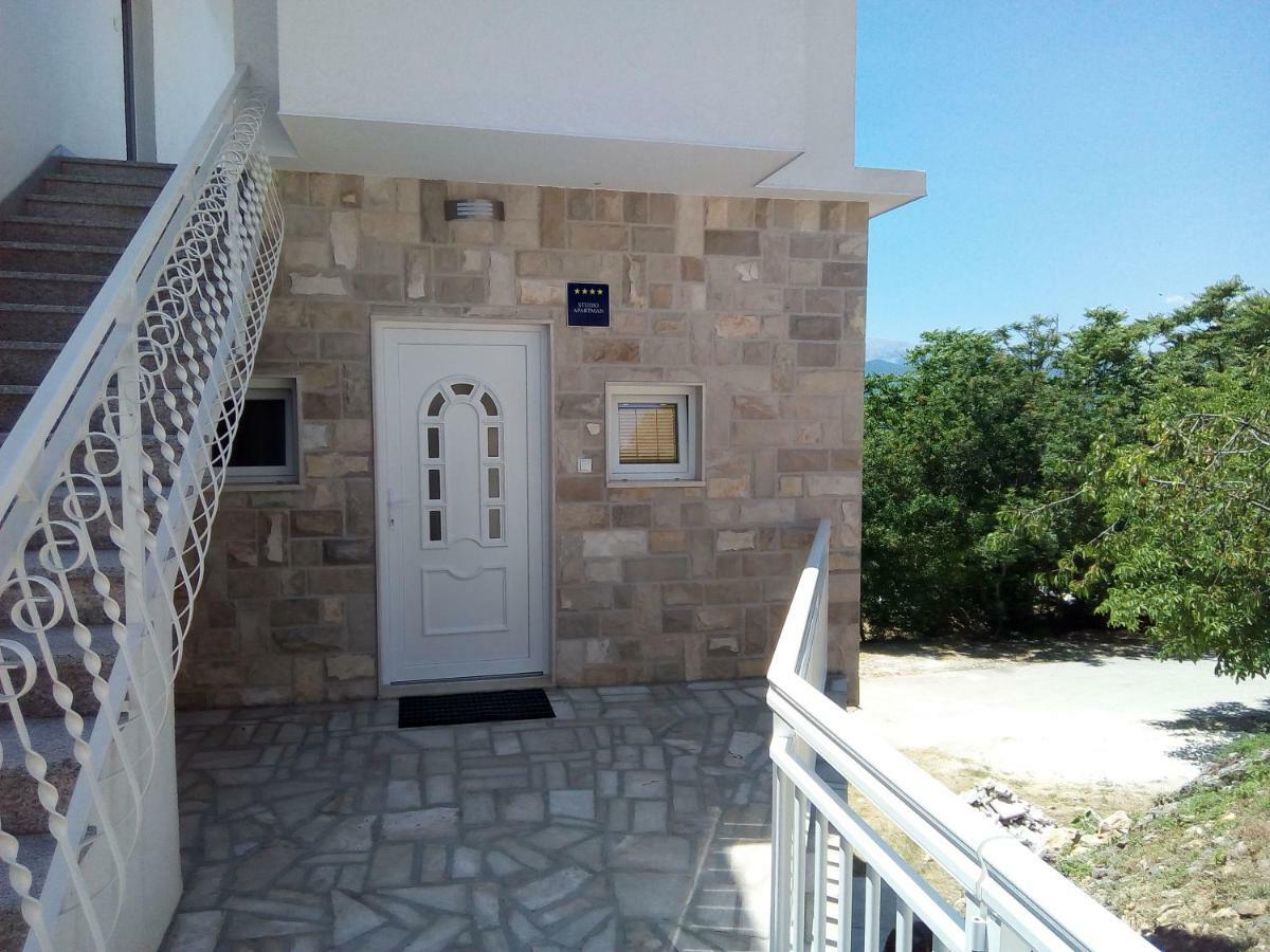 Studio Apartman Matkovic Imotski Ngoại thất bức ảnh